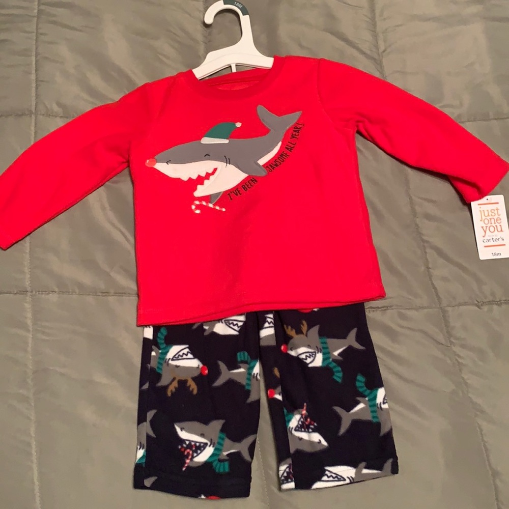 *NWT* Carter’s Super Cozy Christmas Shark Jammies Size 18 Months